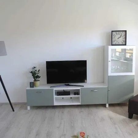 Apartment Hinz Neu Ludershagen